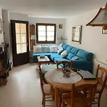 Casa Con Jardin En