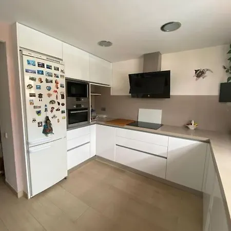 Casa Con Jardin En Roda de Bará