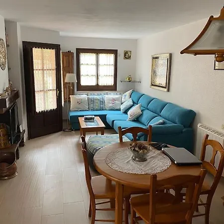 Casa Con Jardin En